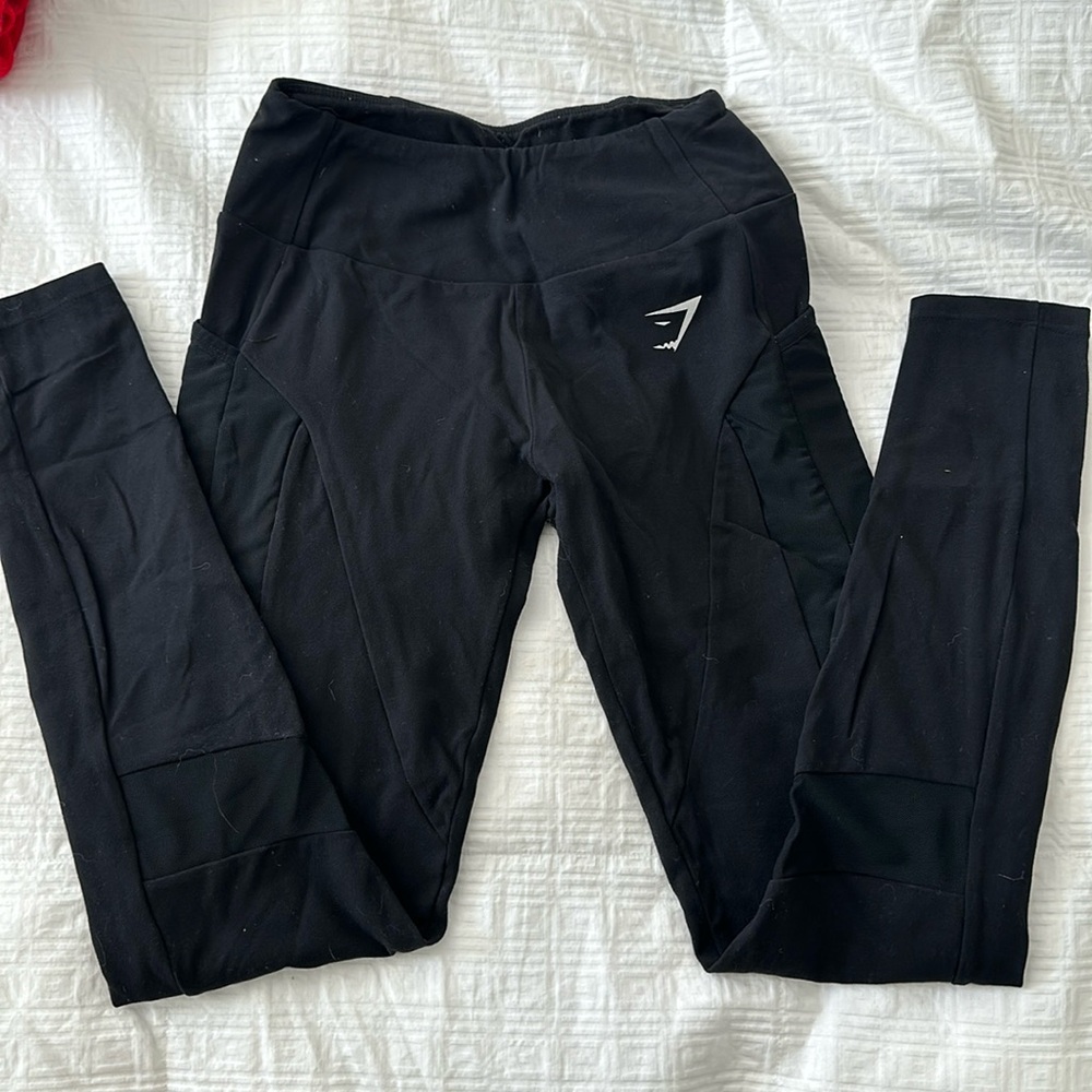 Black gymshark leggings